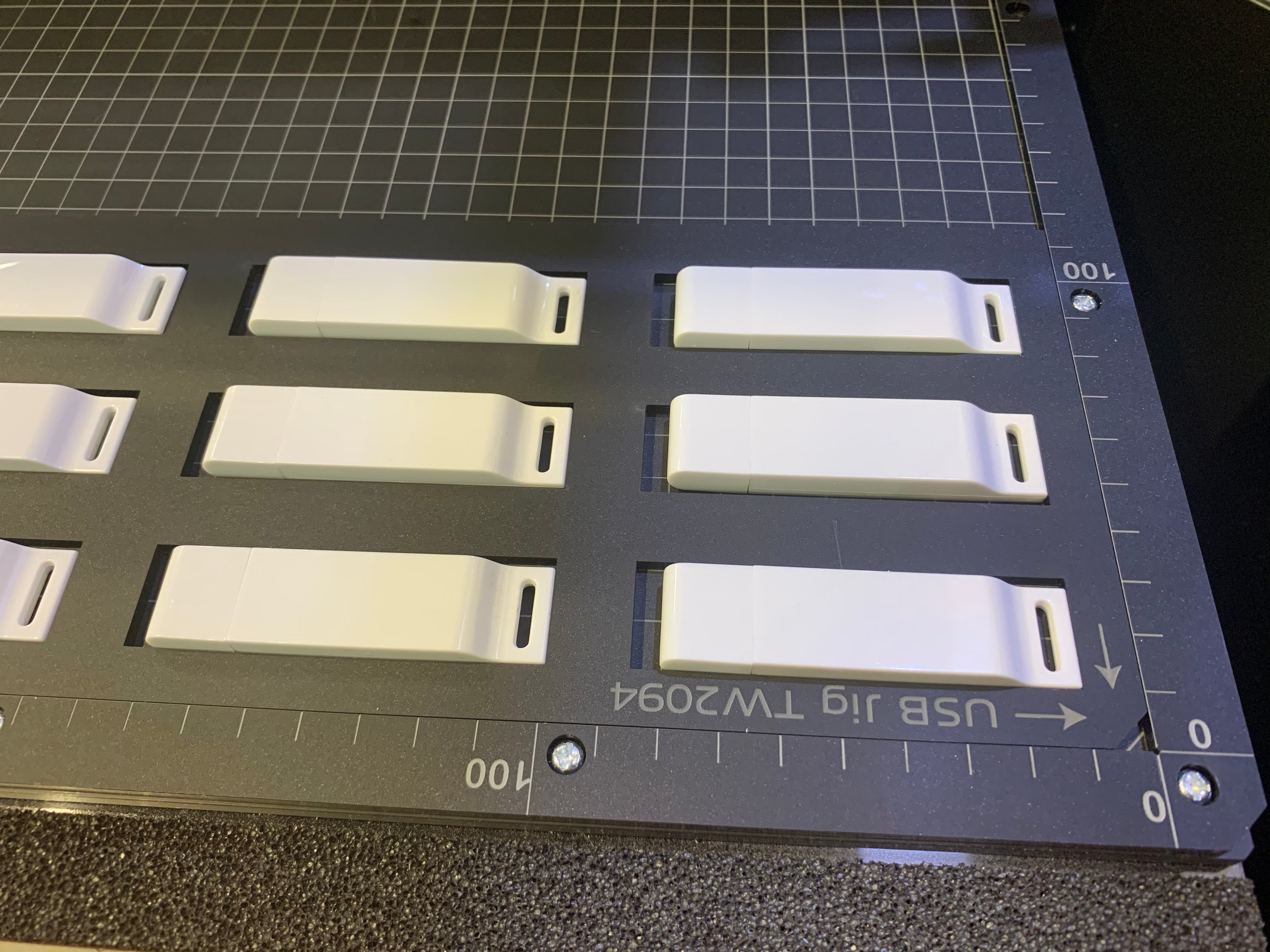 USB Memory Stick Jig for Mutoh XPJ-661UF Flatbed Printer (xx Spaces)