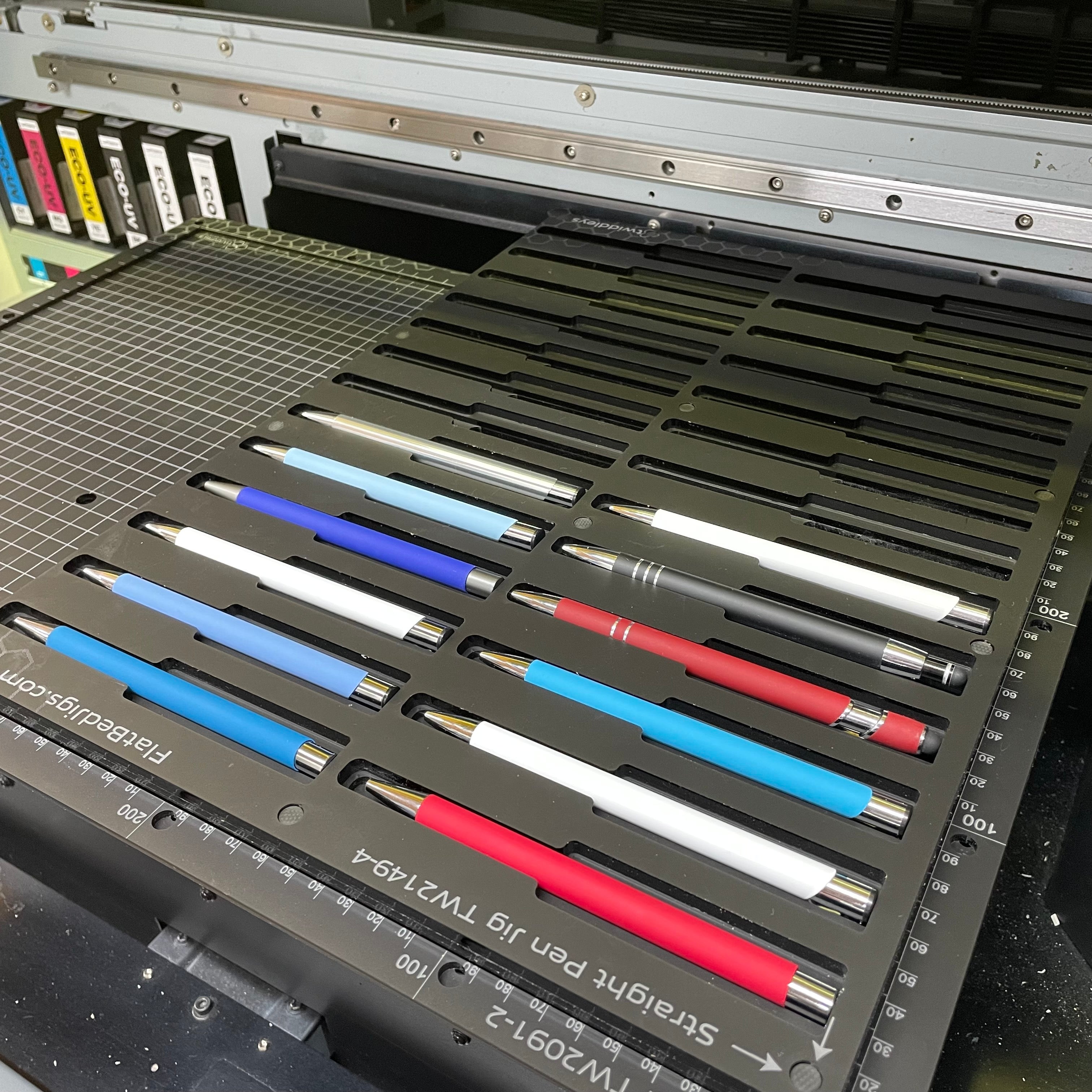 Straight Edge Pen Printing Jig for Mutoh XPJ-661UF Flatbed Printer (60 Spaces)