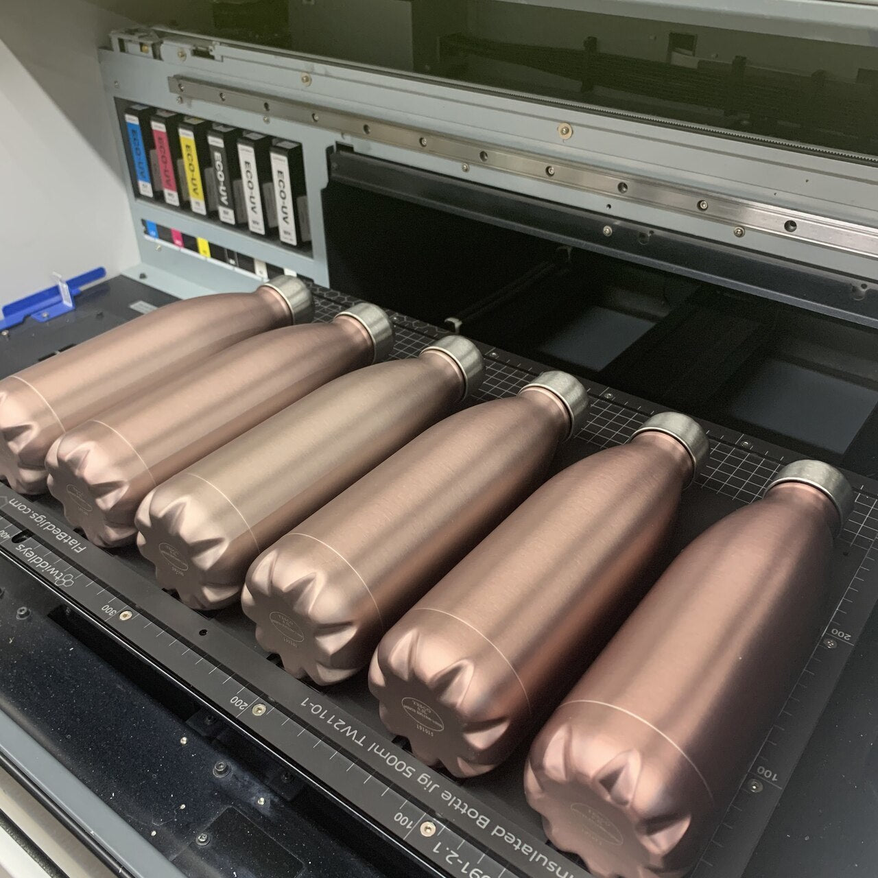 Insulated Bottle Jig for 500ml Bottles Roland MO-240 Flatbed Printer (TBA Spaces)